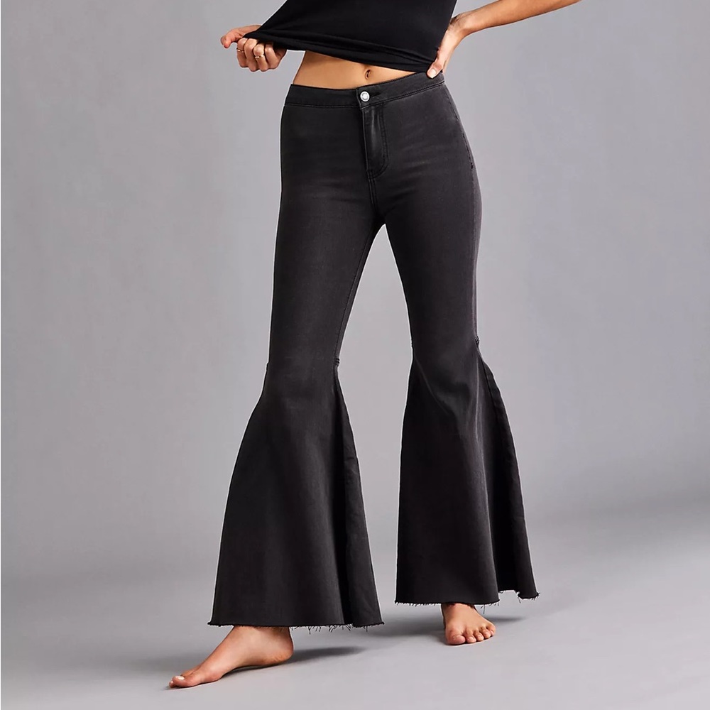 NWT Free People Just Float On Flares in Washed Black